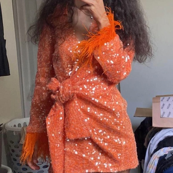 Amy lynn Sequin wrap dress feather wrist SMALL - Picture 2 of 2